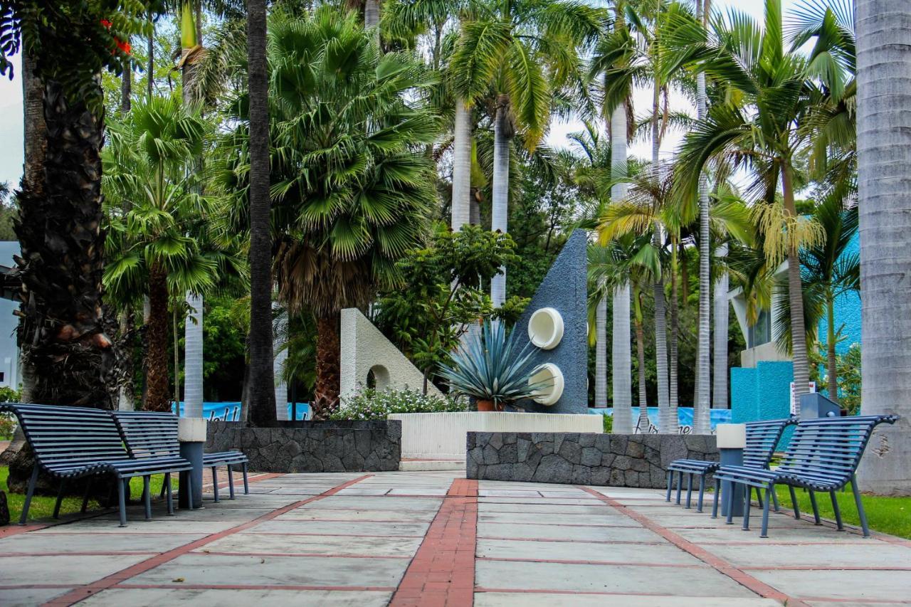 Hotel Y Parque Acuatico La Caldera Abasolo Exteriör bild